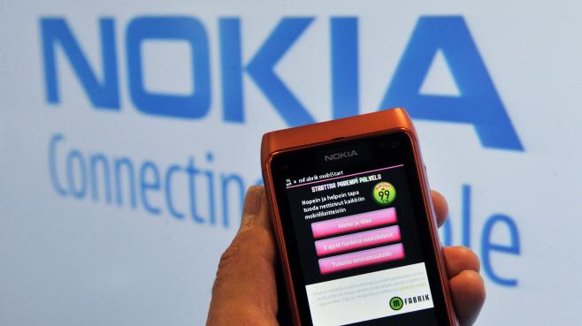 Microsoft va racheter l'activité téléphones de Nokia pour 5,44 milliards d'euros 24859410