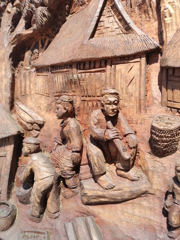         panneau en bois sculpté  originaire du vietnam Img20129
