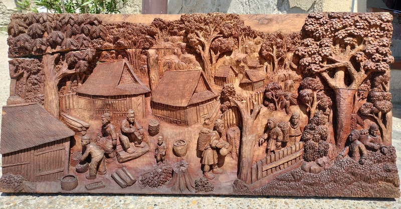         panneau en bois sculpté  originaire du vietnam Img20136