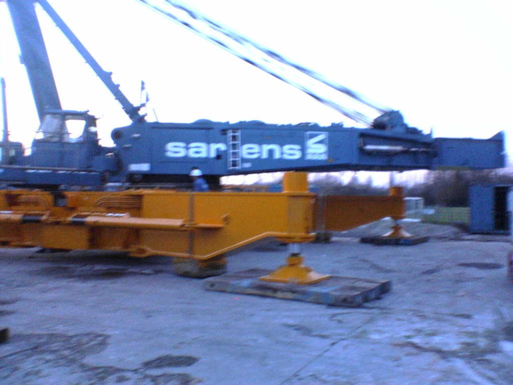 LX 1750 SARENS montée sur barge (Anvers (B)) 0002sa10
