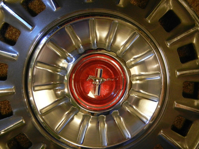 (23) Option, enjoliveurs de roue de luxe 14" pour Mustang 1968 Cap_de12