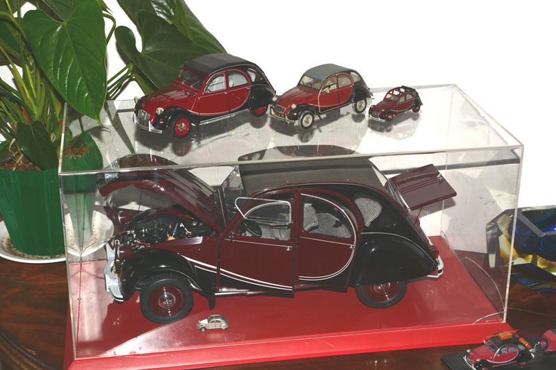miniature BMW - Page 3 D71_1418