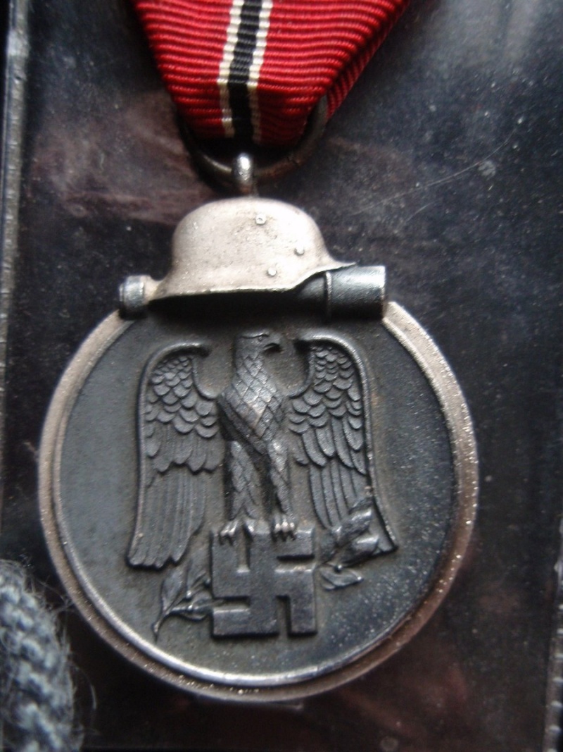 Médaille du front de l'Est P1013939