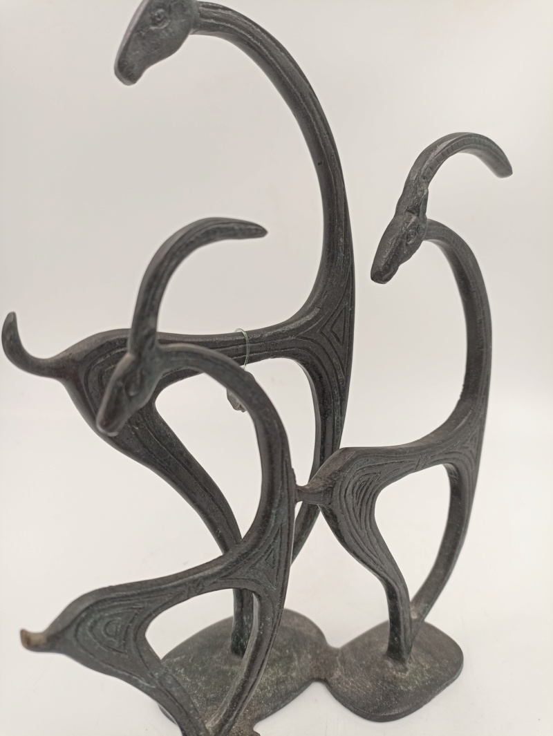 Sculpture groupe de bouquetins en bronze copie XXème siècle d'Art grec antique Img_2285