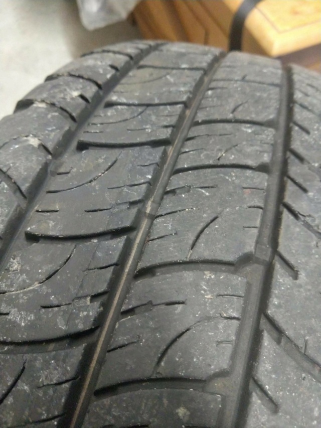 Vente 4 roues 16" et autres pièces Pneu110