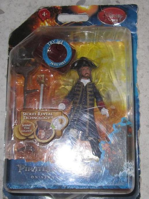 Scambio / vendo action figures in blister Pirate10