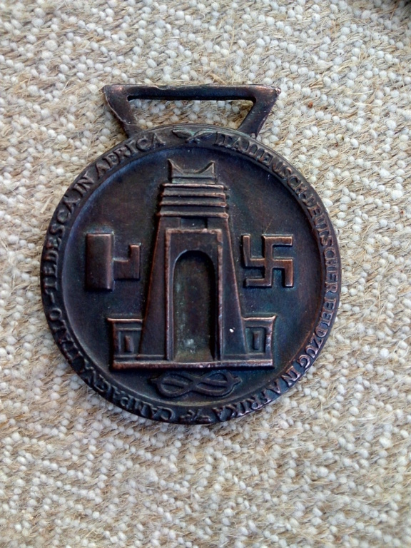 Médaille germano italienne de la campagne d'Afrique. Img_1322