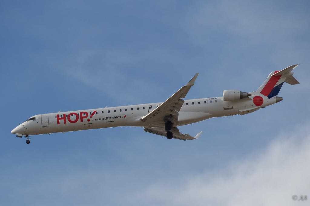 [10/03/2013] Bombardier CRJ-1000 (F-HMLN) Hop! _dsc5117