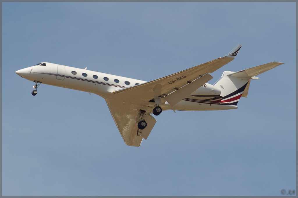 [14/04/2013] Gulfstream Aerospace GV (CS-DKG) Netjets Europe _dsc6412