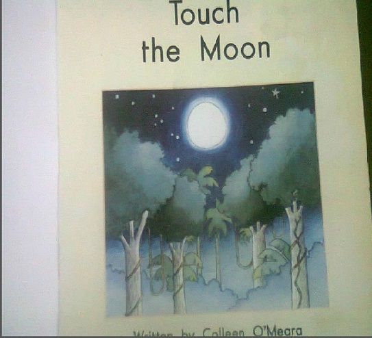 لمدارس اللغات Touch The Moon للاول الابتدائي 2014 Touch_11