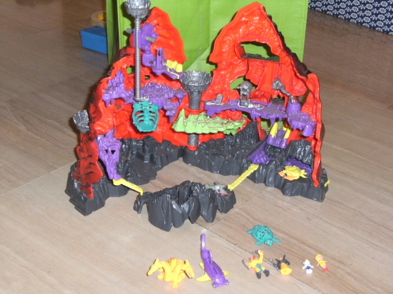 Mighty max castello+isola drago+mostro di lava Q_cast10