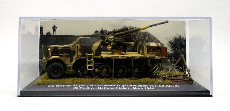 8,8 cm FlaK 37 Selbstfahrlafette auf Zugkraftwagen 18 t Sd.Kfz. 9 [IXO 1/72°] Sdkfz_72