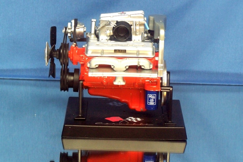 1/6TH scale 327 Fuel Injected Engine 100_3611