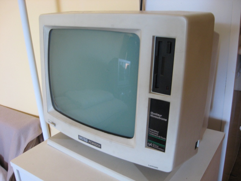 Donne écran d'Amstrad PCW 8256 Img_0310