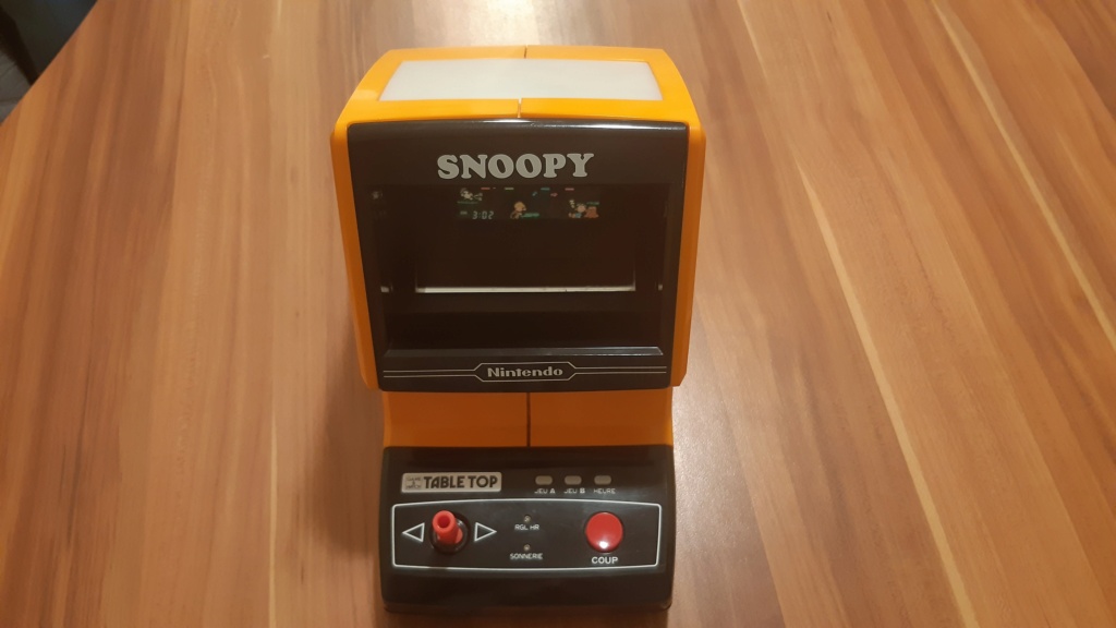 VENDS TABLE TOP SNOOPY 20210210