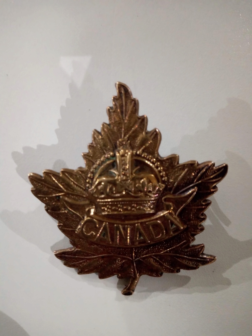 Cap badge Canadiens ww1 autentique? Img_2057