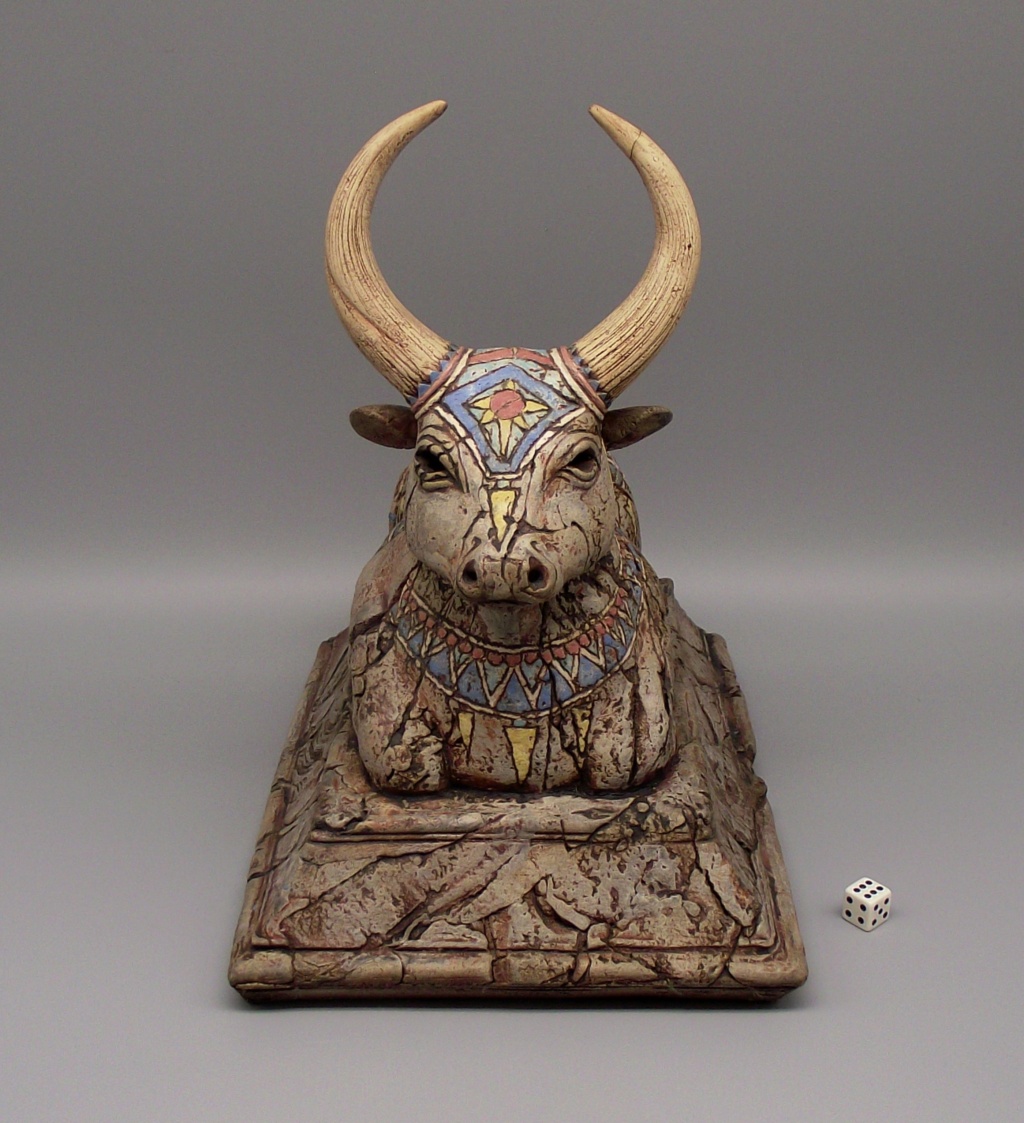 Sacred Cow or Bull Sculpture, KR Mark - Ken Ryan  Dscf2415