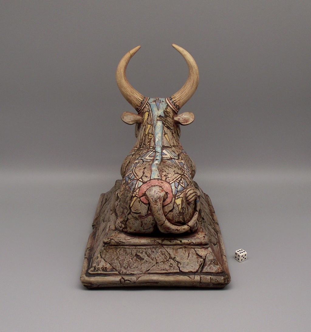 Sacred Cow or Bull Sculpture, KR Mark - Ken Ryan  Dscf2419