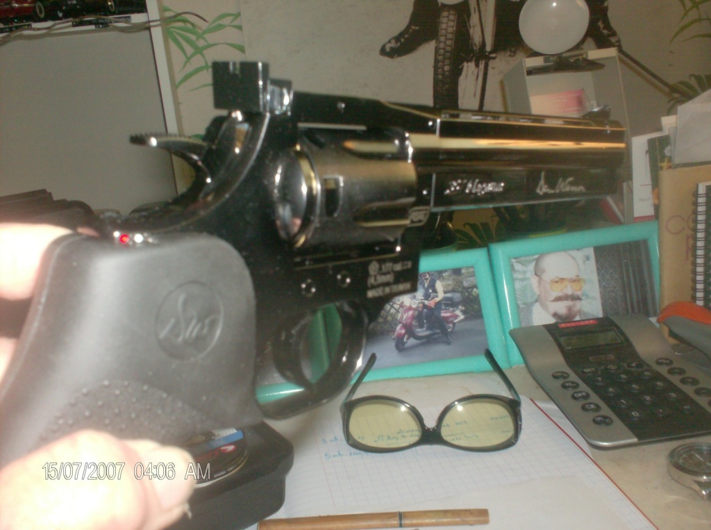 Les magnifiques répliques de revolvers Dan wesson de chez ASG . . . . Hpim3716