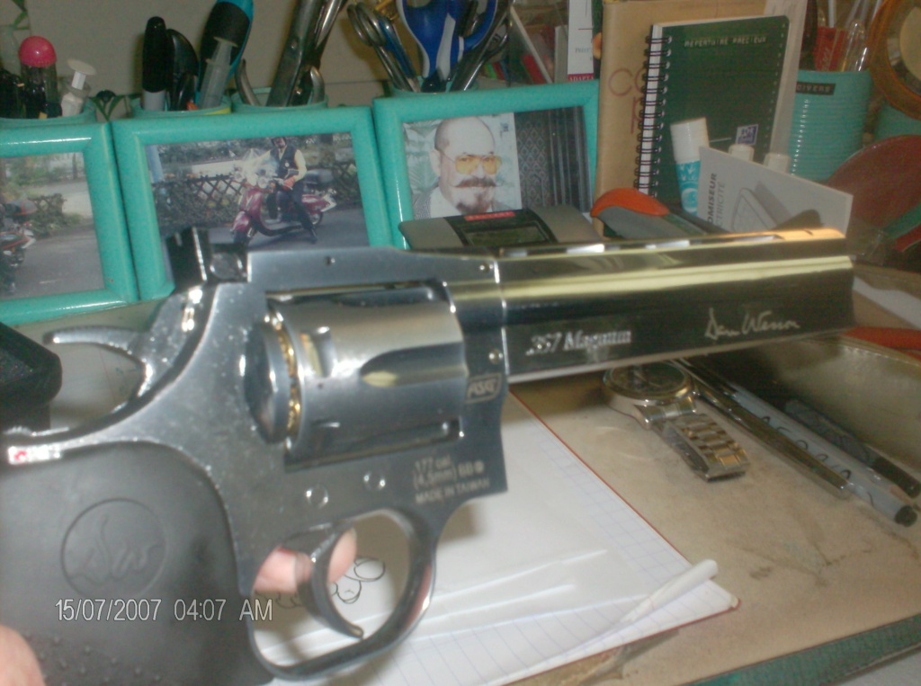 Les magnifiques répliques de revolvers Dan wesson de chez ASG . . . . Hpim3719