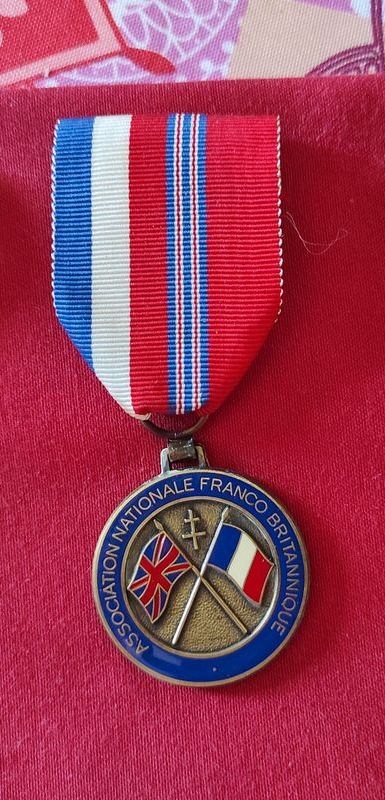 Médaille association national franco britannique  27183c10