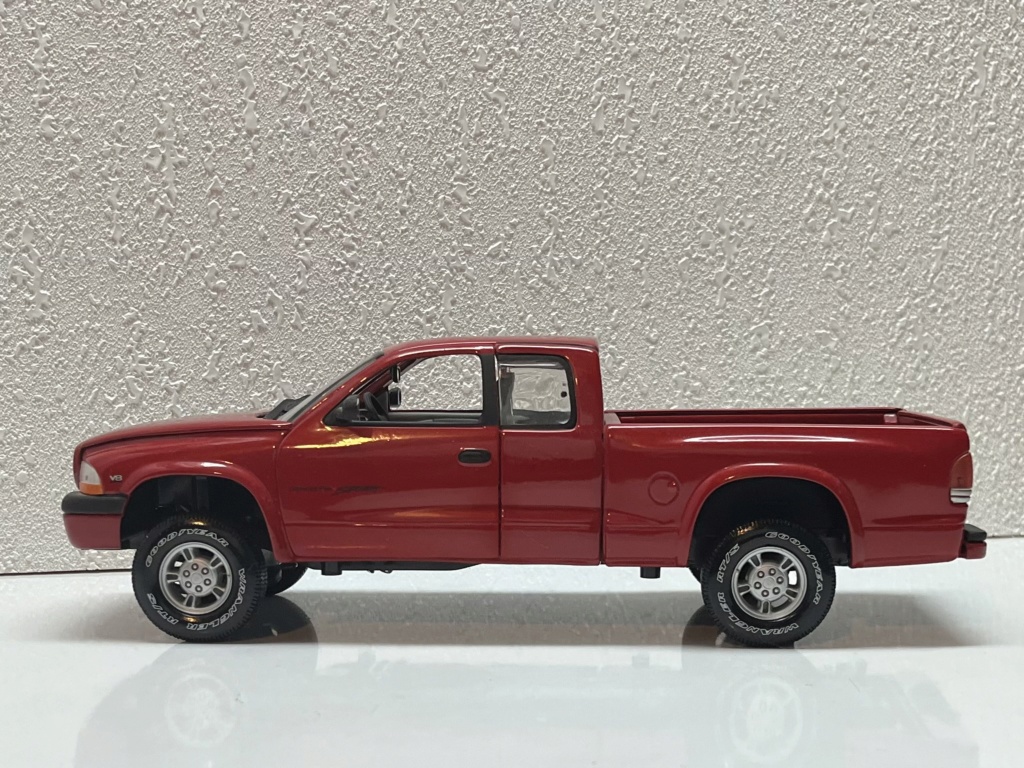 00 - Des bolides 1:18 - Page 7 Camion19