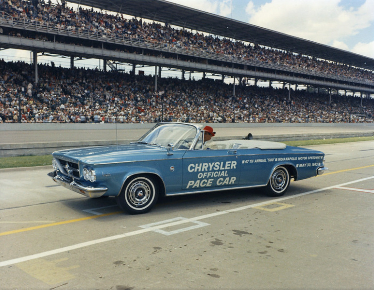 Les voitures "Pace Car". Indy_114