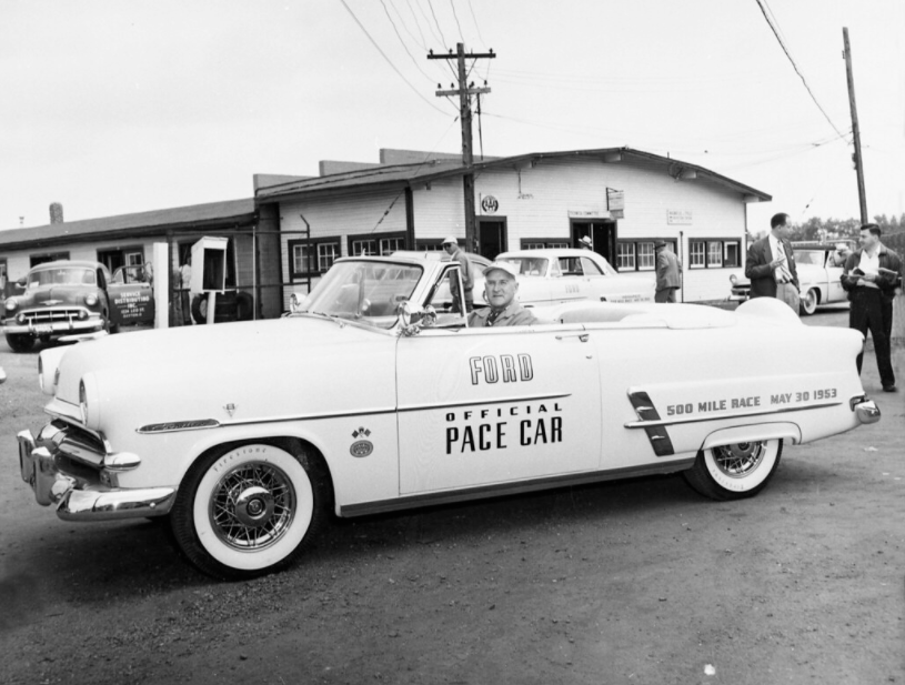 Les voitures "Pace Car". Indy_154
