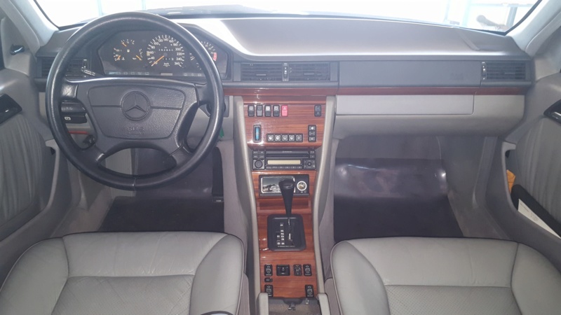 VENDIDA W124 300 TE-24 ano 1993 R$ 47.000,00 20200321