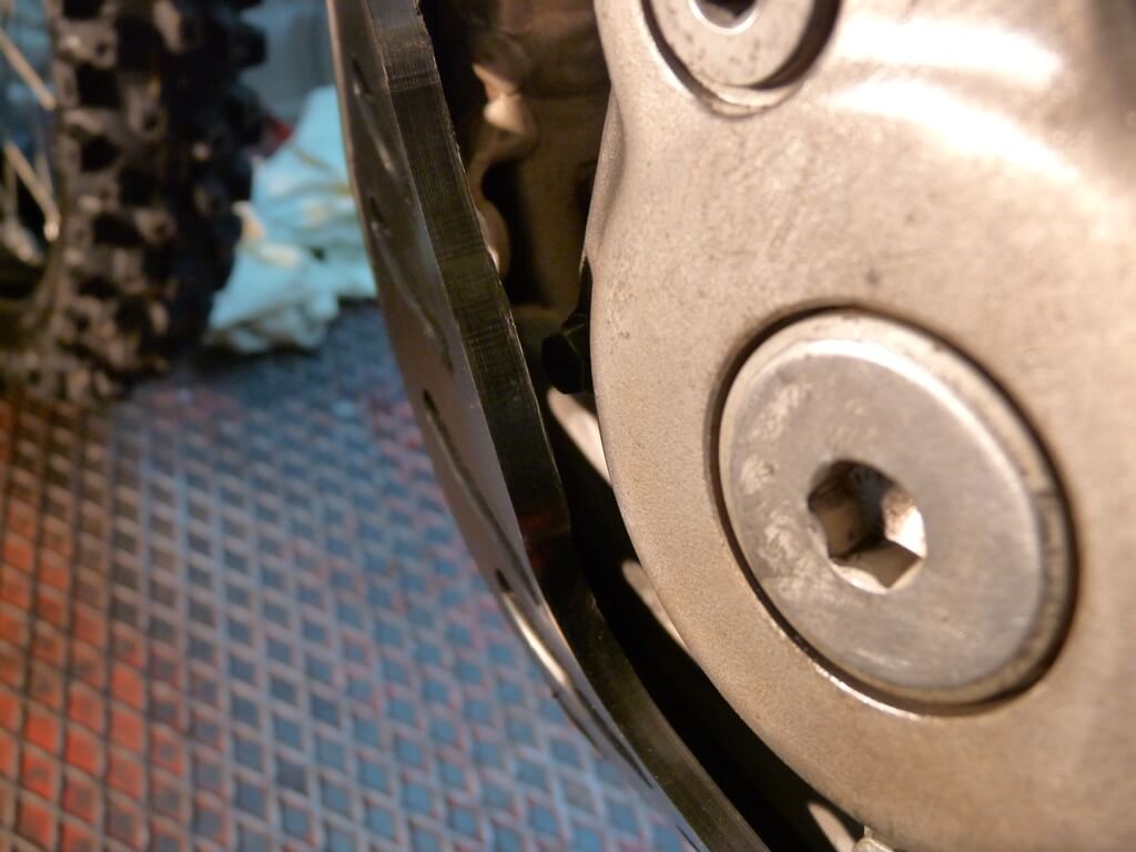 Montage d'un sabot moteur. Sabot054