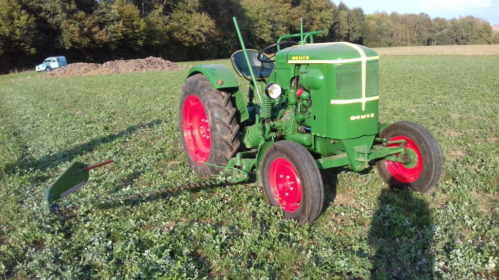 Fauchage avec barre de coupe DEUTZ F1 L 514 20180913