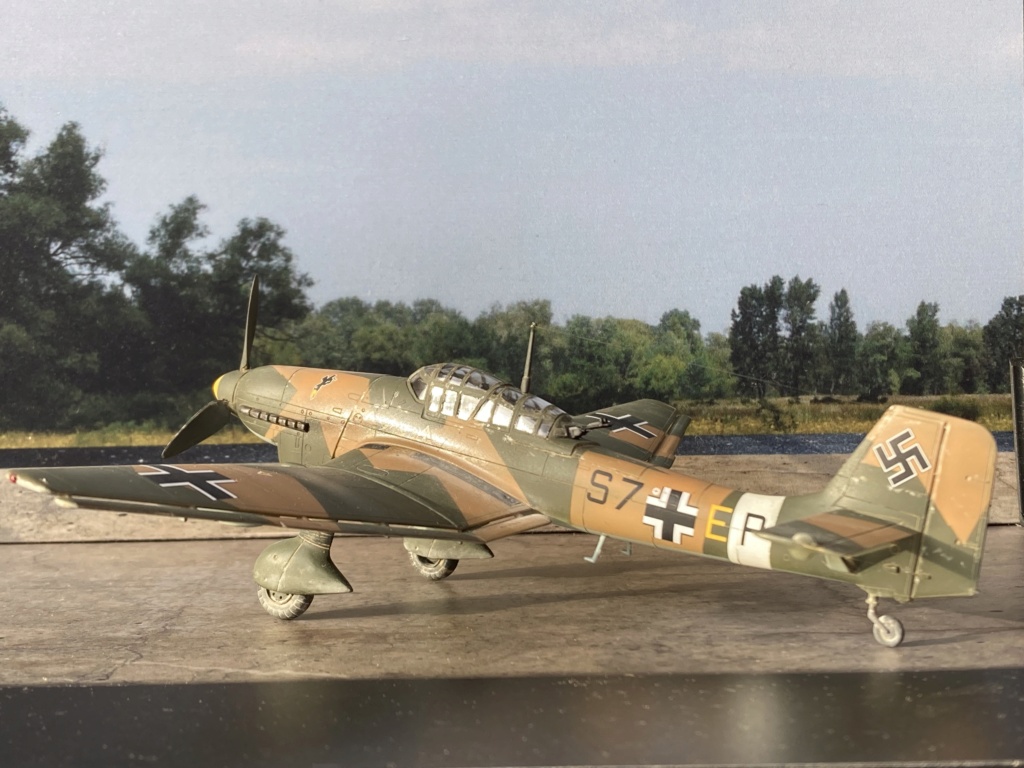 (GB JICEHEM) [hobby 2000 (fujimi)] Junkers Ju 87 D-1 Stuka North Africa   1/72 - Page 4 Img_2321