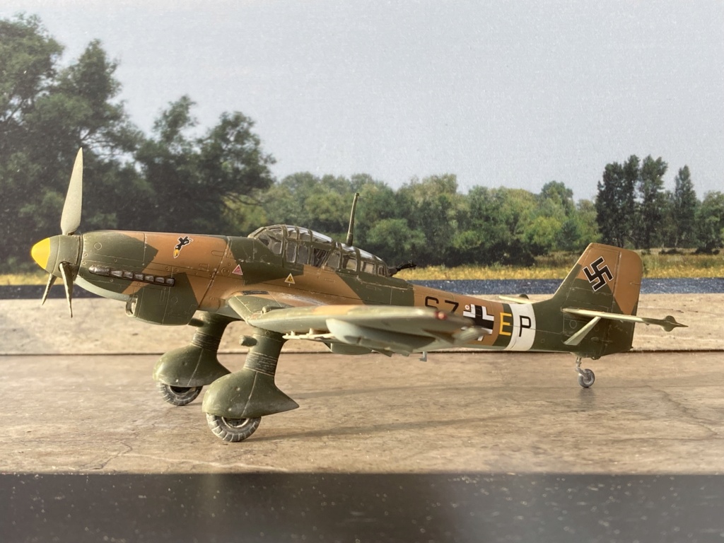 stuka - (GB JICEHEM) [hobby 2000 (fujimi)] 1/72 - Junkers Ju 87 D-1 Stuka North Africa    Img_2322