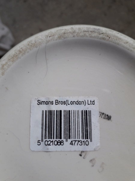 Simons Bros (London) Limited retailer, Vase made in Portugal Label10