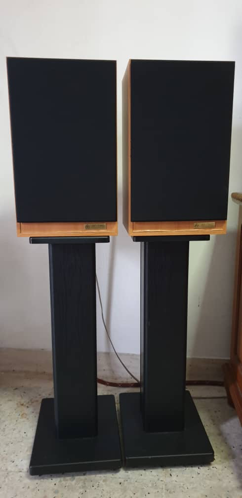 Audio Note AX two stand mount speaker RM2800 15725412