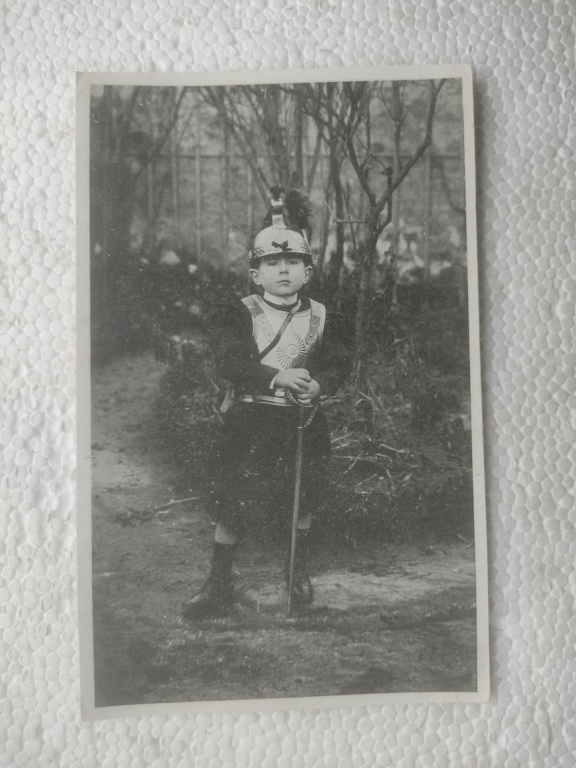 carte postale d'un enfant déguisé en militaire Img_2215