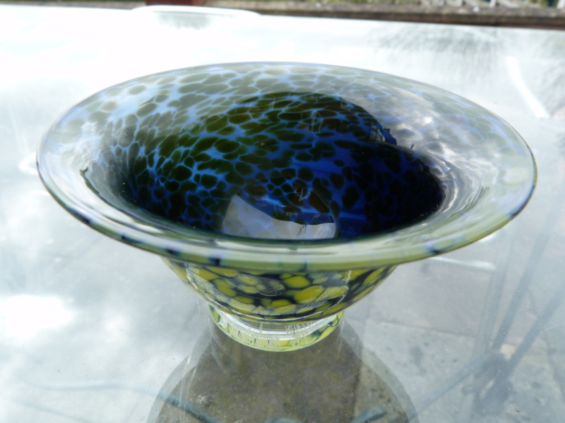 Glass bowl - Langkawi Crystal, Thailand  P1120749