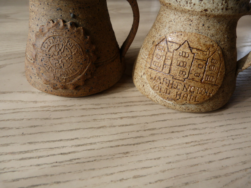 Coffee mugs with 2 different marks, same pottery! Any suggestions ? P1120817