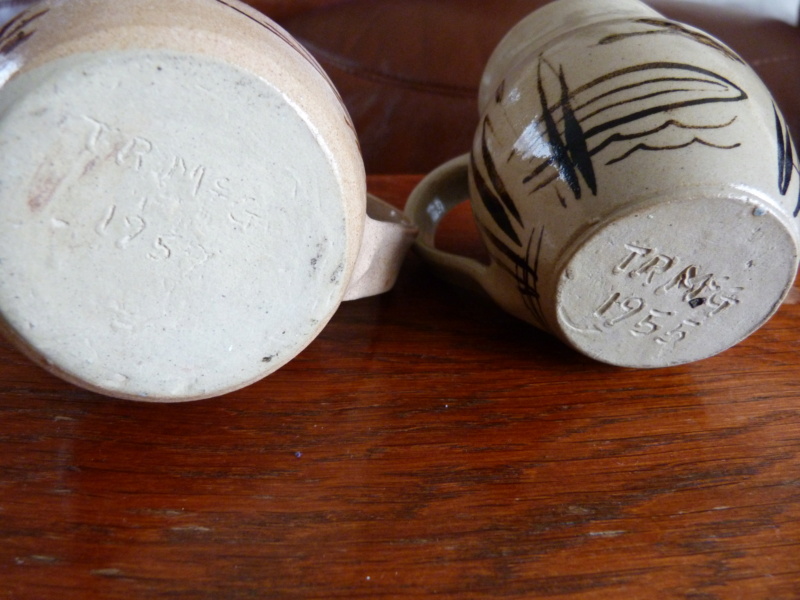 Glaze test bowl? Anybody recognise the style? - TRMcG mark, 1958  P1130812