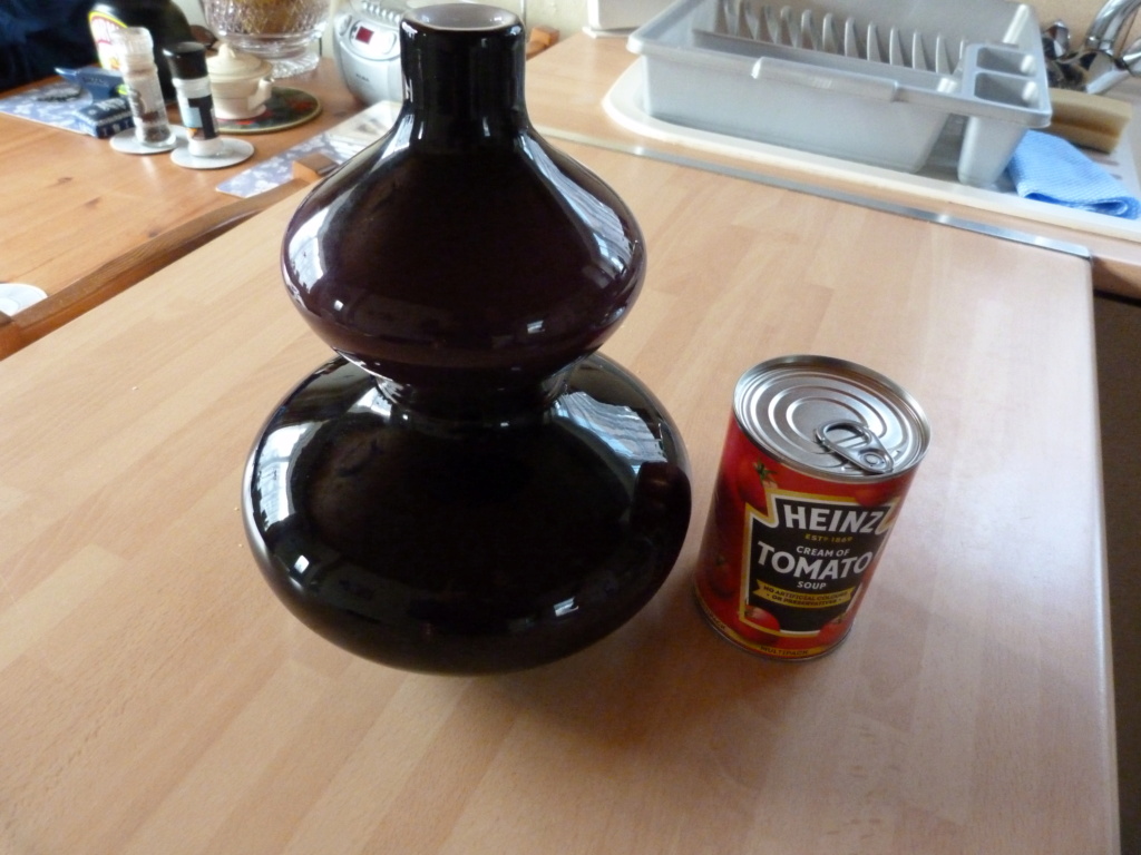 Double gourd vase, Holmegaard? Scandinavian?......or Chinese? P1140515