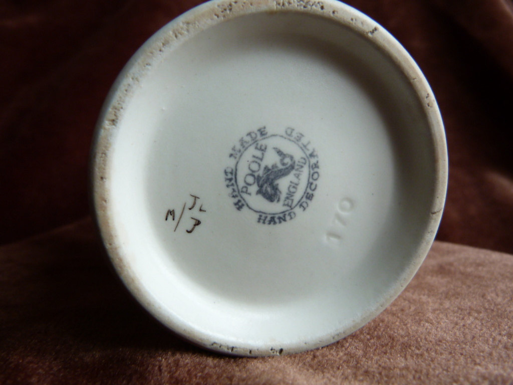Poole Pottery 1950s vase, artists/pattern names please. P1140614