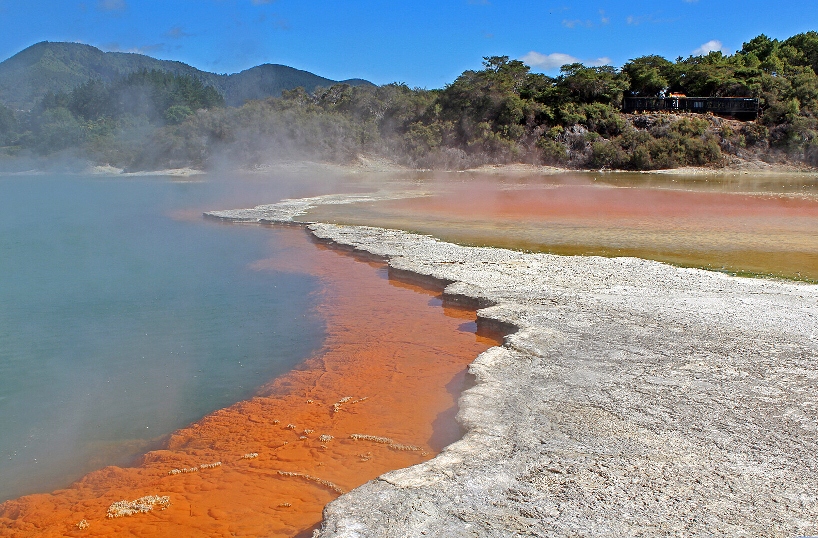   Concours photo d'octobre 2023 : un paysage de lac  - Page 2 Img_6117