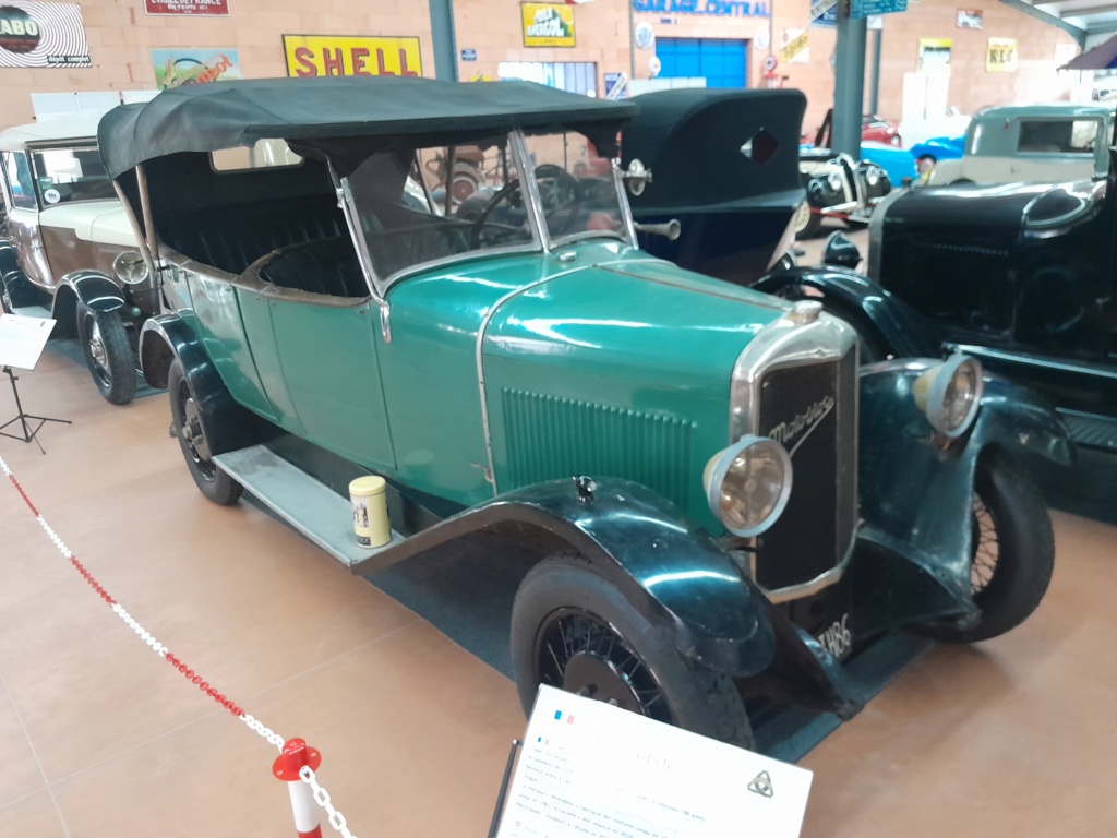 Musée automobile de l'Aunis collection Gilles GAUDISSARD Muszo128