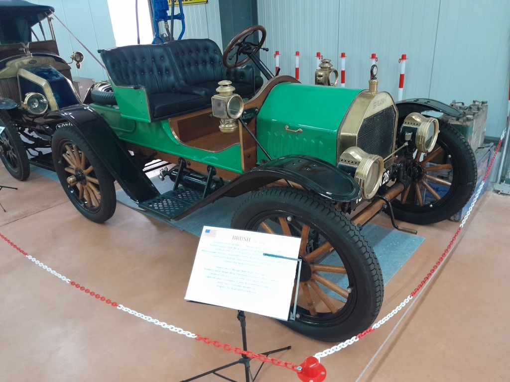 Musée automobile de l'Aunis collection Gilles GAUDISSARD Muszo144