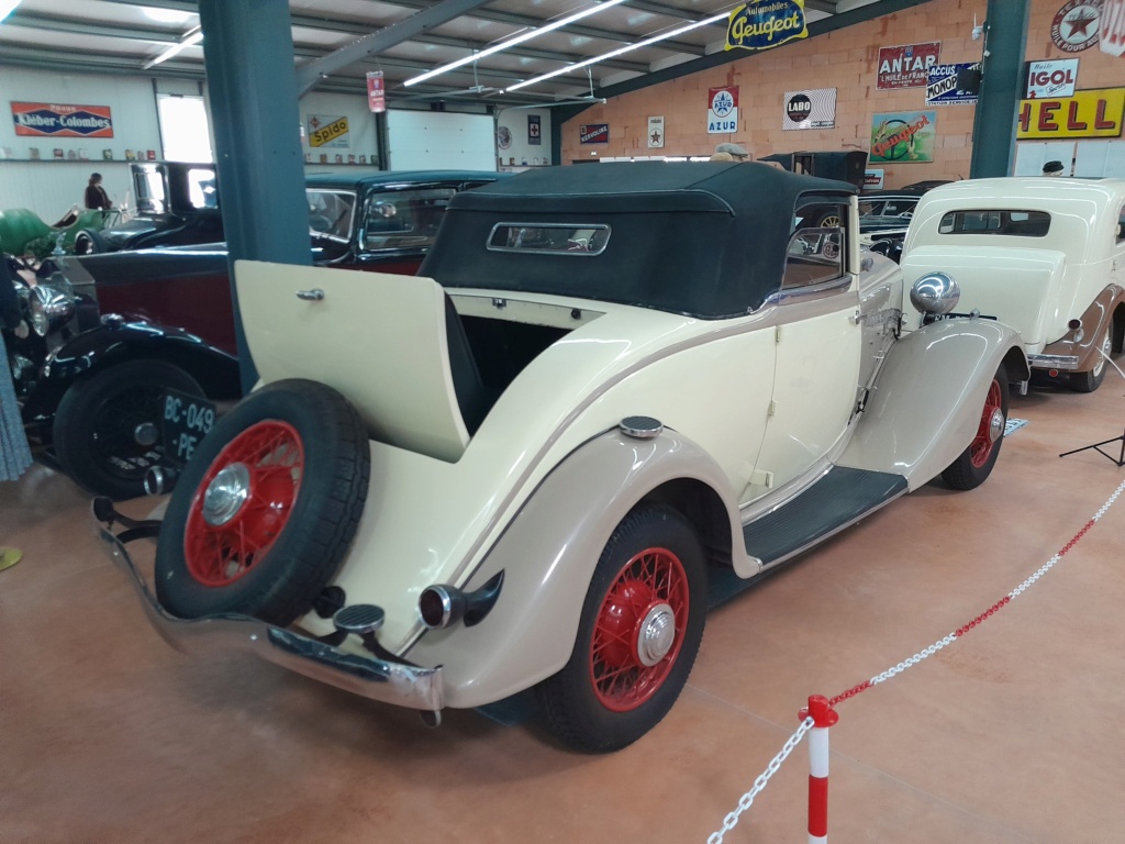 Musée automobile de l'Aunis collection Gilles GAUDISSARD Muszoe64