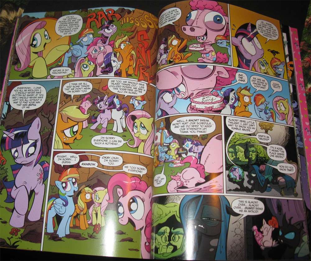 Ma Petite Collection (G5, Blind Bags, G4 & Ponyville) Maj 25.09.2013 - Page 3 Comic210