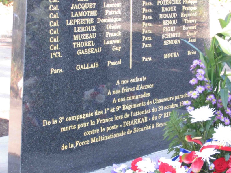 DRAKKAR (Beyrouth) 58 parachutistes morts au Champ d'Honneur 4-stal10