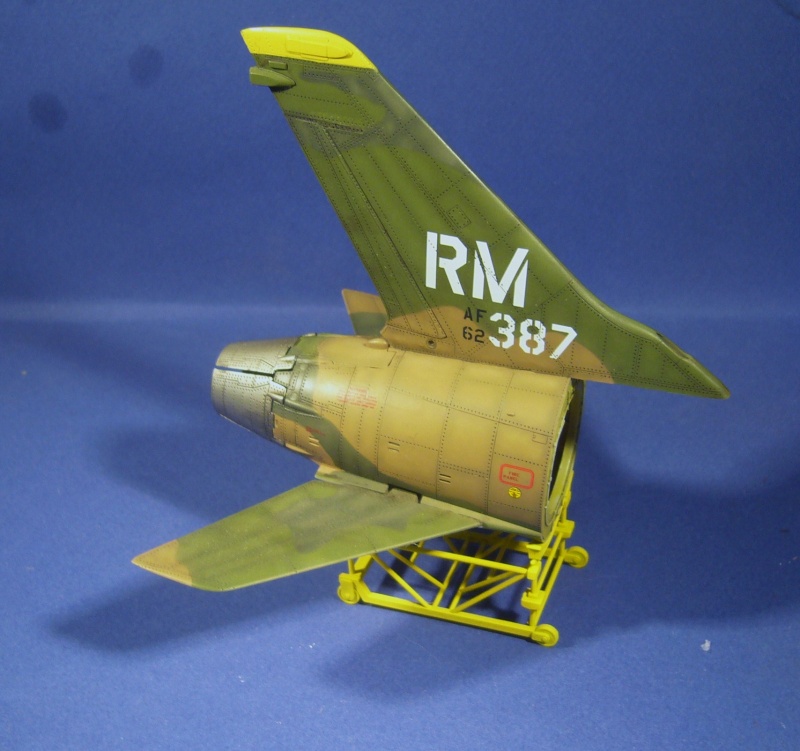 [HOBBYBOSS] Republic F-105D Thunderchief  1/48 P1040034