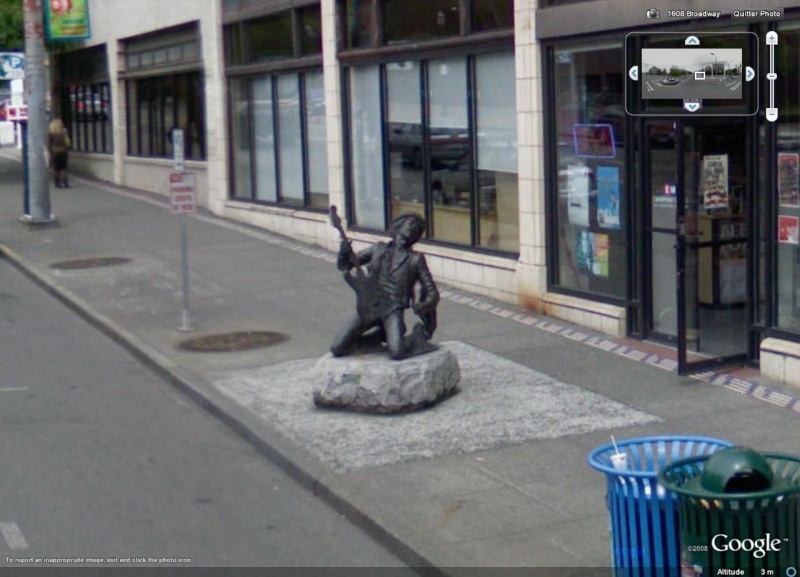 STREET VIEW : Statue commémorative d'Hendrix, Seattle, USA Hendri10