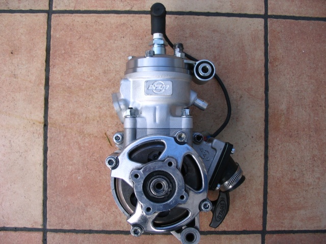 (VENDU) moteur 50cc bzm 15cv neuf Divers11